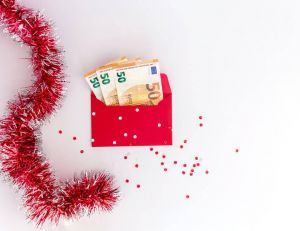 Prime de Noël : qui peut en bénéficier et à quelle date ? / iStock.com - Elena Abrosimova