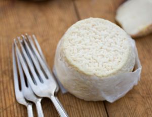 Le fromage de chèvre est idéal en salade