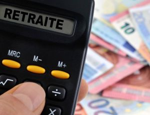 Revalorisation des retraites complémentaires Agirc et Arrco : 1 % pour les retraités du privé / iStock.com - Richard Villalonundefined undefined