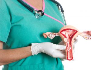Santé : le cancer du col de l'utérus, ses symptômes et traitements / iStock.com - ericsphotography