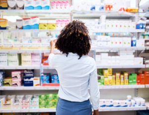 Santé : les médicaments en vente dans les supermarchés ? / iStock.com - PeopleImages