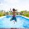 Piscines privées : quelles précautions indispensables pour la baignade de vos enfants  ? / iStock.com - amriphoto