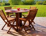 ja/jardin-pour-gagner-de-la-place-pensez-au-mobilier-pliant-istock-com-beyhanyazar-201-1509440947.jpg