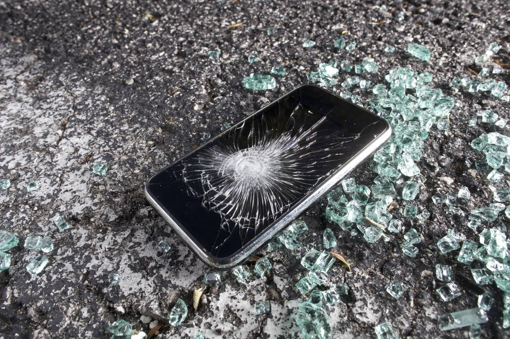 Apple reprend aussi les iPhone à écran cassé